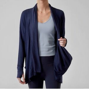 Athleta Black Pranayama Cardigan Wrap in Medium Regular with 2 pockets